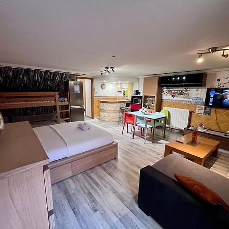 All In One Ground Floor With Terrace Next To Sea Ел Кампело Екстериор снимка